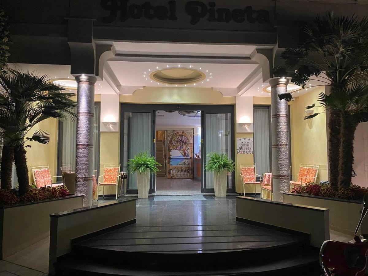 Hotel Pineta Bellaria-Igea Marina Eksteriør bilde