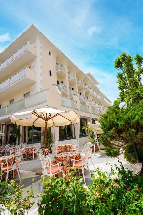 Hotel Pineta Bellaria-Igea Marina Eksteriør bilde