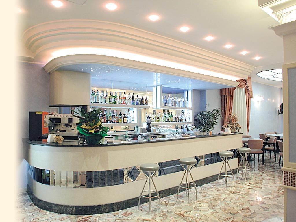 Hotel Pineta Bellaria-Igea Marina Eksteriør bilde
